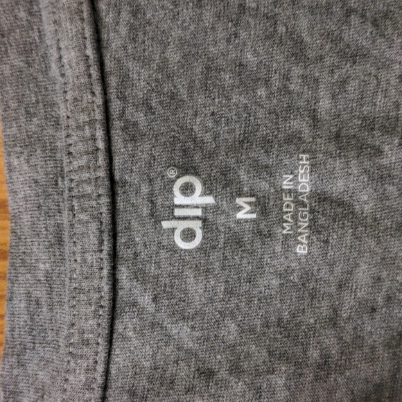 🫧 Dip brand size m grey gray v neck t-shirt cotton blend - Picture 2 of 4